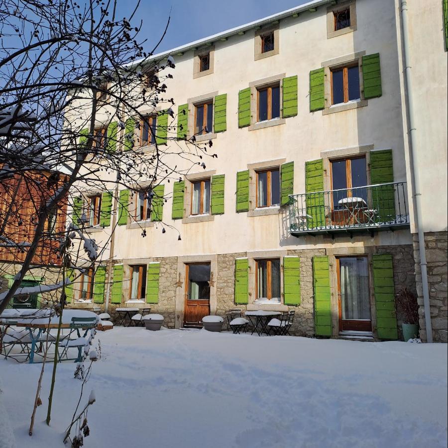 Le Grenier Des Moineaux Bed & Breakfast Font-Romeu-Odeillo-Via Dış mekan fotoğraf