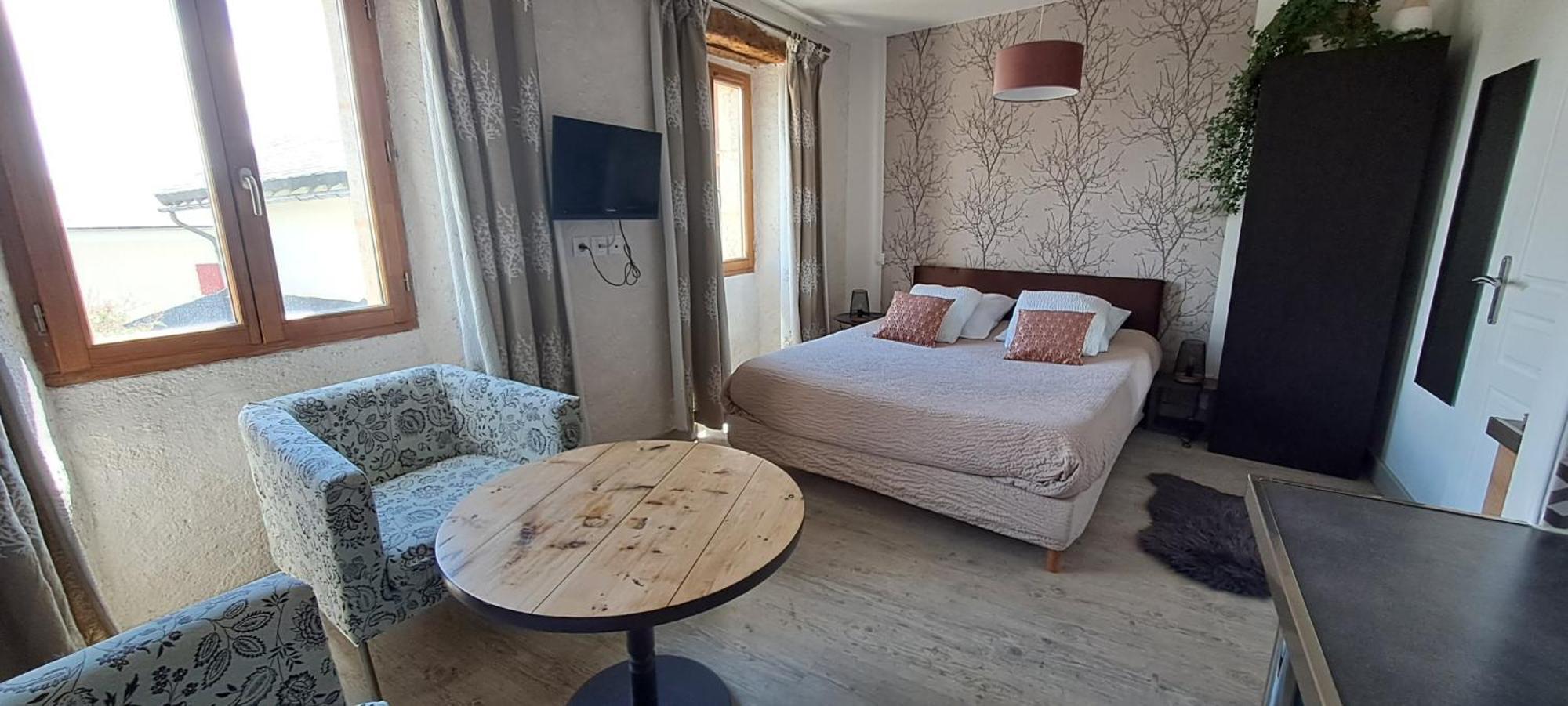 Le Grenier Des Moineaux Bed & Breakfast Font-Romeu-Odeillo-Via Dış mekan fotoğraf