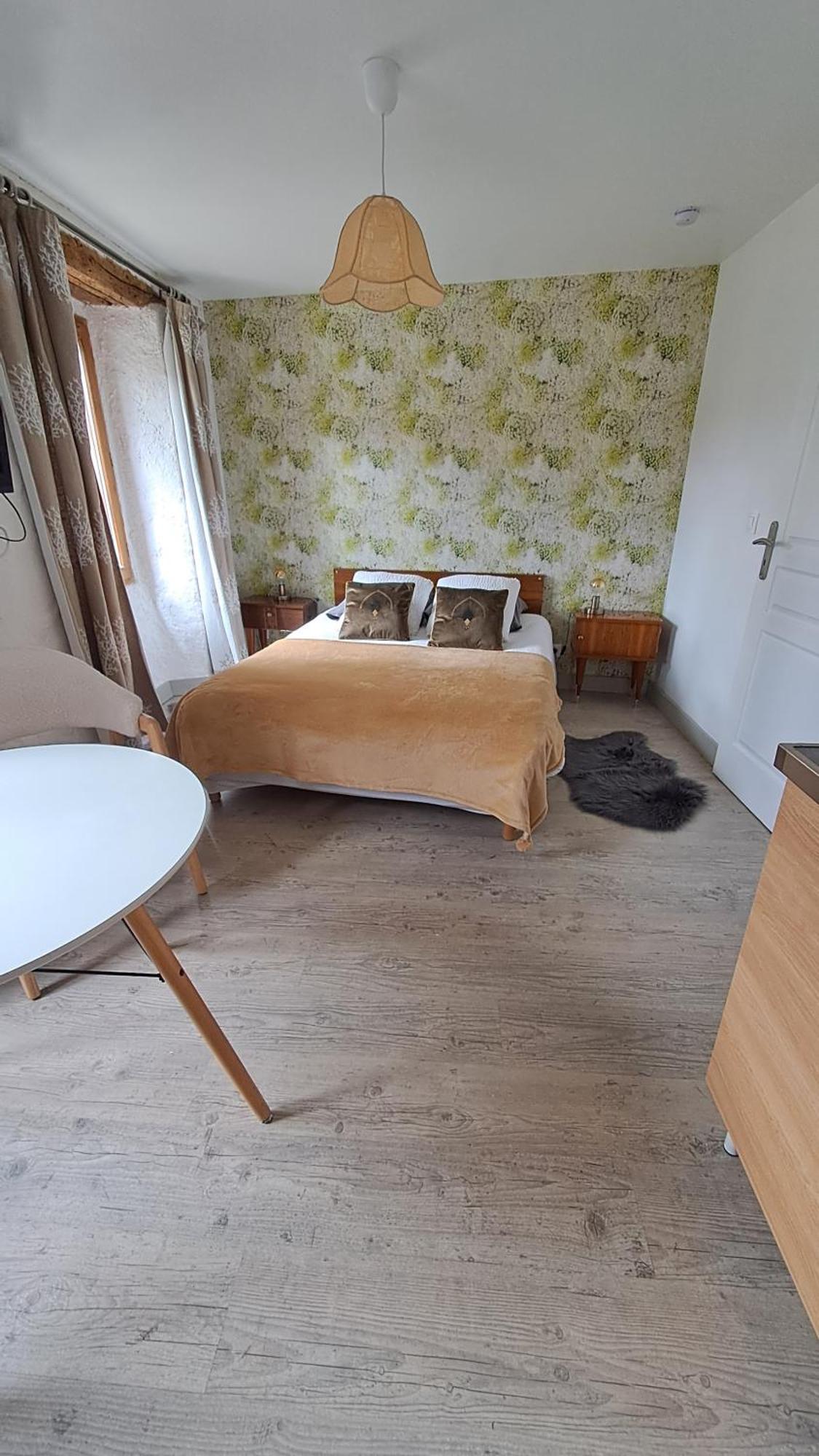 Le Grenier Des Moineaux Bed & Breakfast Font-Romeu-Odeillo-Via Dış mekan fotoğraf