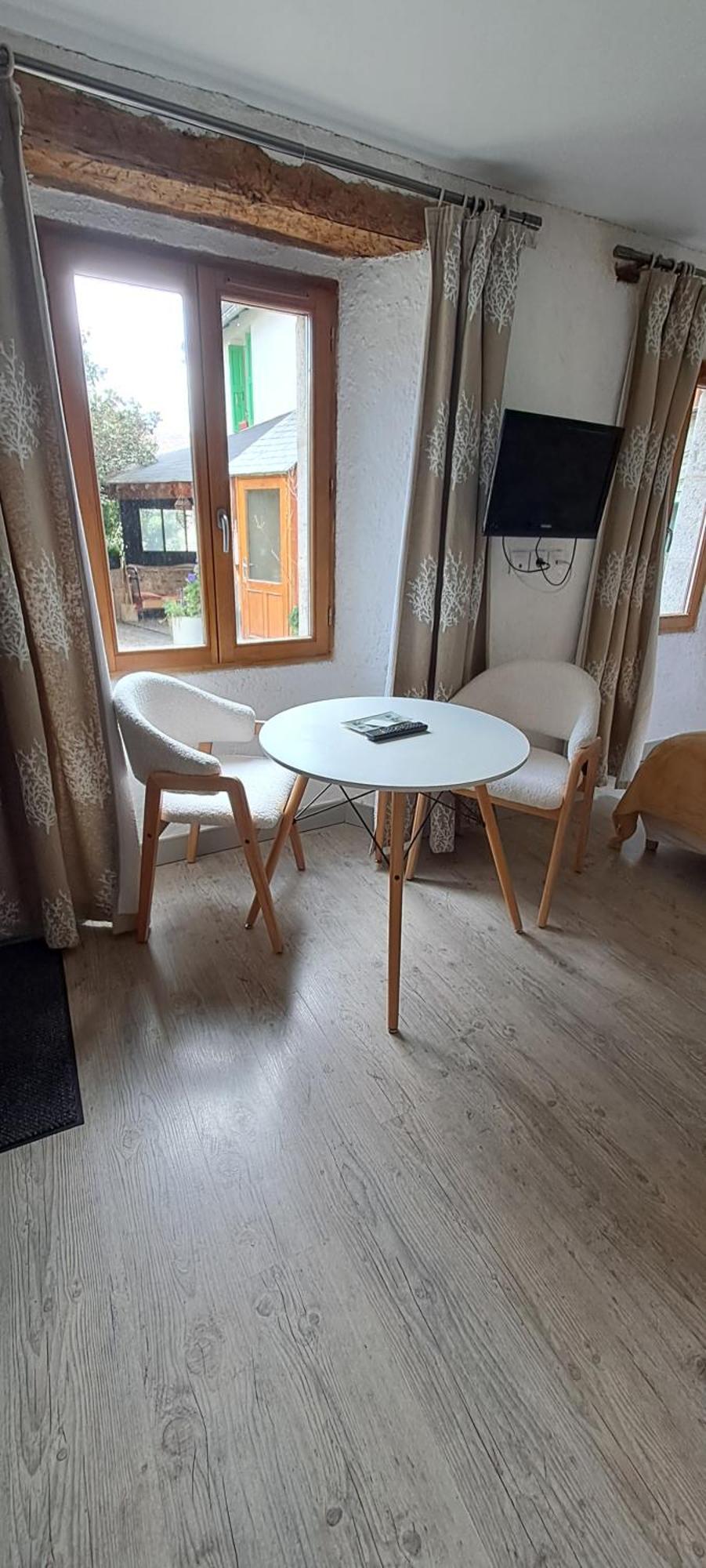 Le Grenier Des Moineaux Bed & Breakfast Font-Romeu-Odeillo-Via Dış mekan fotoğraf